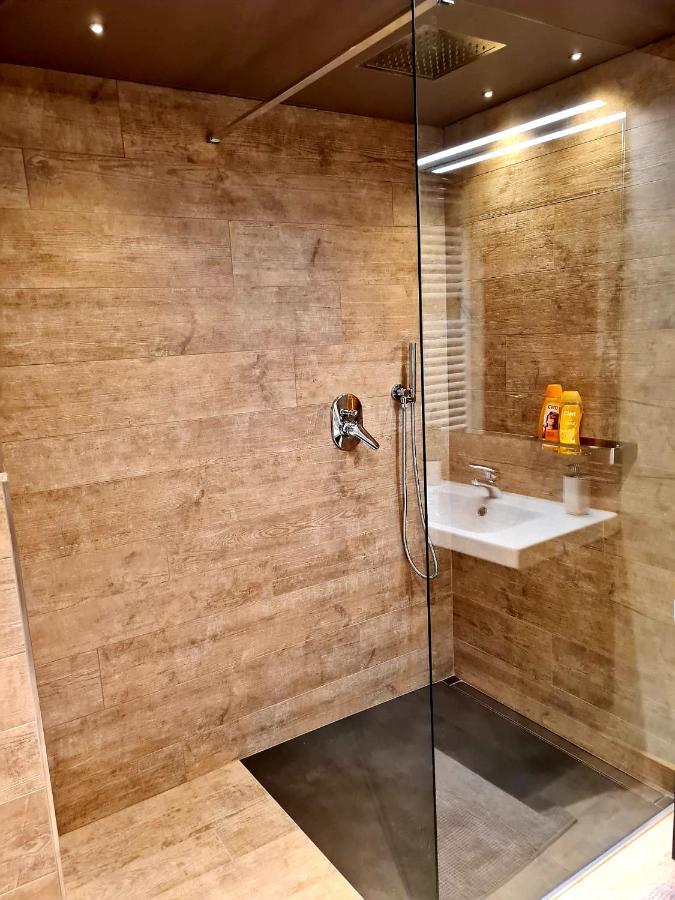 Appartamento Le Bourneau Аоста Екстериор снимка